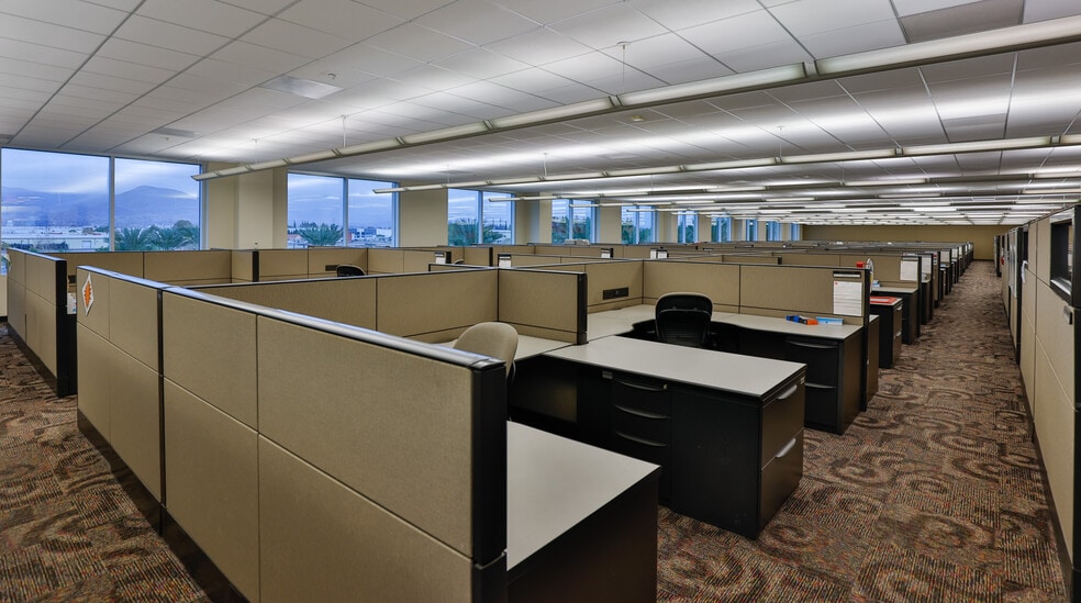More Photos Of Hospitality Ln @ Tippecanoe, San Bernardino Unknown For Lease
