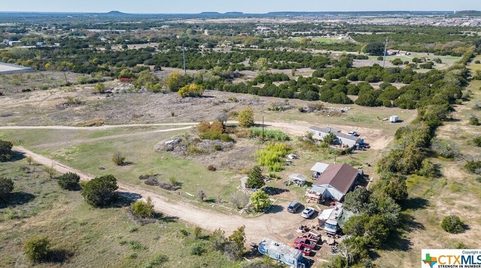 More Photos Of 6111 & 6301 S Fort Hood St, Killeen Office For Sale