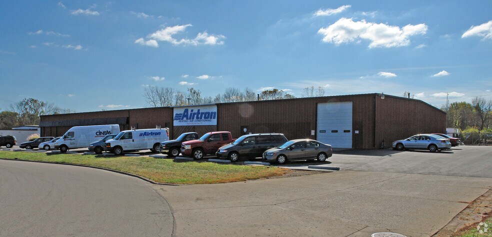 More Photos Of 3050 Plainfield Rd, Dayton Warehouse For Sale