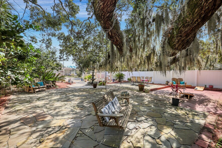 More Photos Of 24 Van Horne Ave, Tybee Island Hospitality For Sale