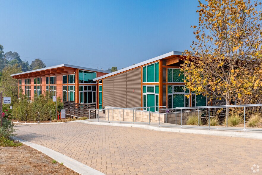 More Photos Of 662 Encinitas Blvd, Encinitas Office For Lease