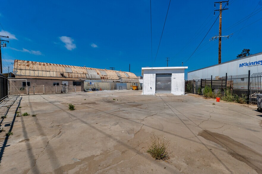 More Photos Of 1626-1640 Pine St, Oxnard Warehouse For Sale
