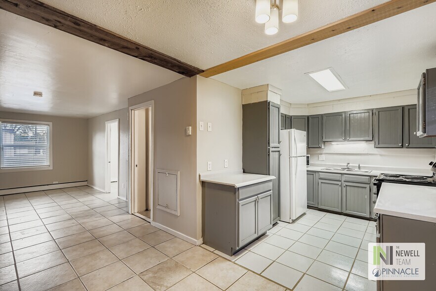 More Photos Of 10210-10230 W 26th Ave, Lakewood Apartments For Sale