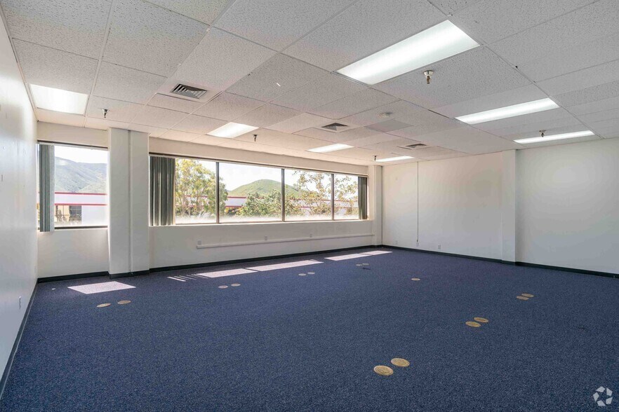 More Photos Of 809 Calle Plano, Camarillo Manufacturing For Lease