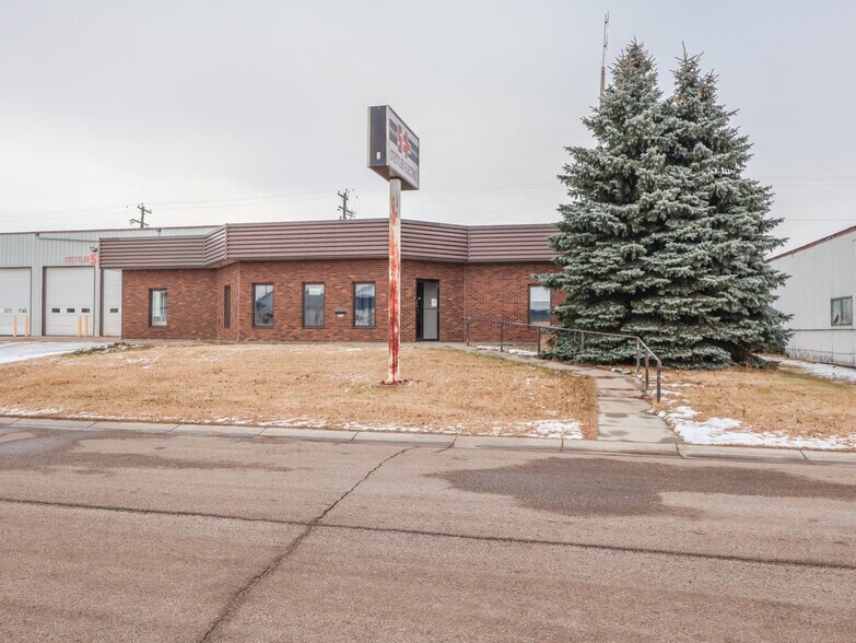 Primary Photo Of 5003 47 st, Stettler Office For Lease