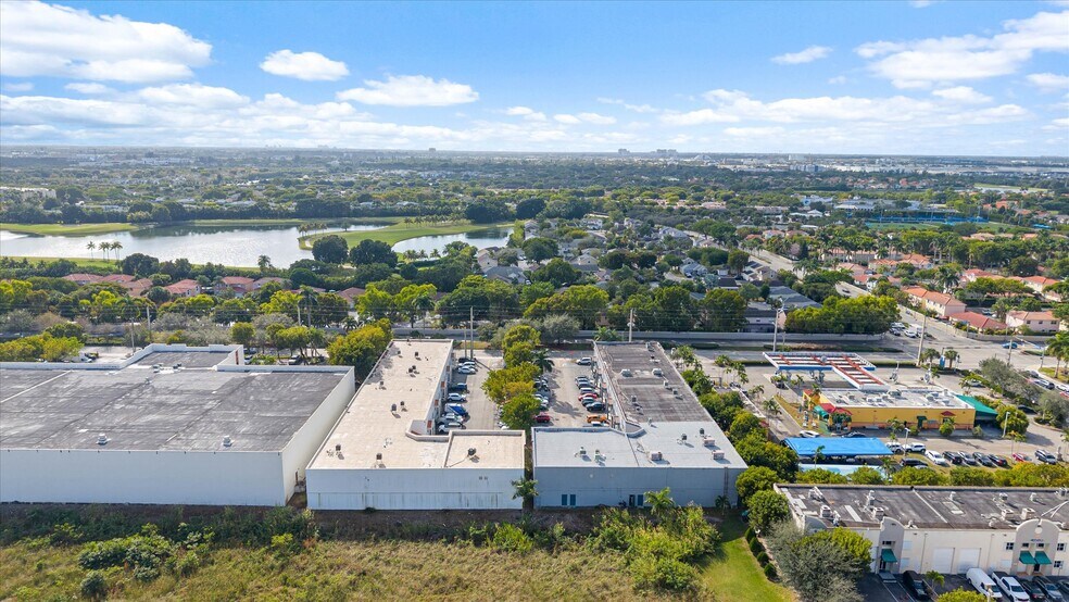 More Photos Of 10171 NW 58th St, Miami Light Distribution For Lease