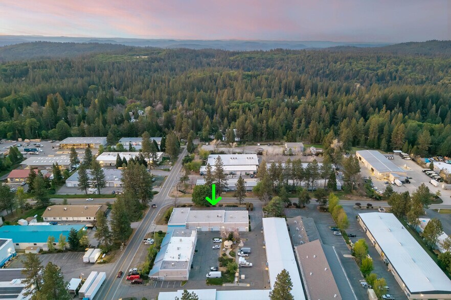 More Photos Of 12150 Charles Dr, Grass Valley Warehouse For Sale
