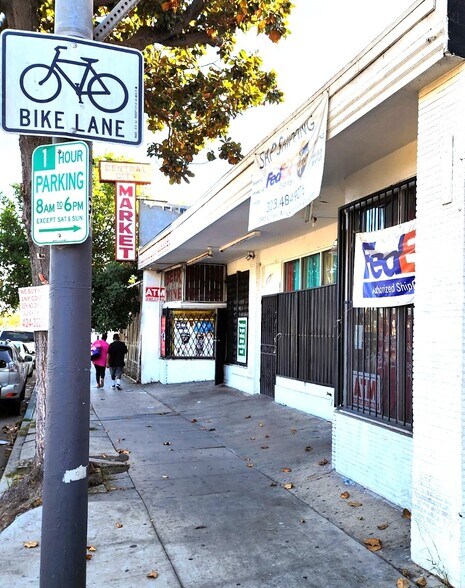 More Photos Of 10209 S Central Ave, Los Angeles Convenience Store For Lease