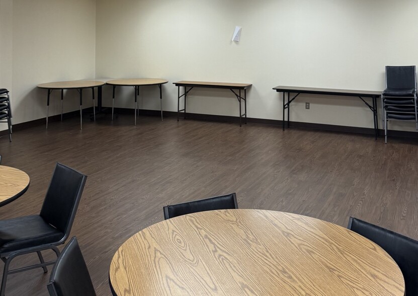 More Photos Of 501 Pine Tree Rd, Longview Schools For Sale