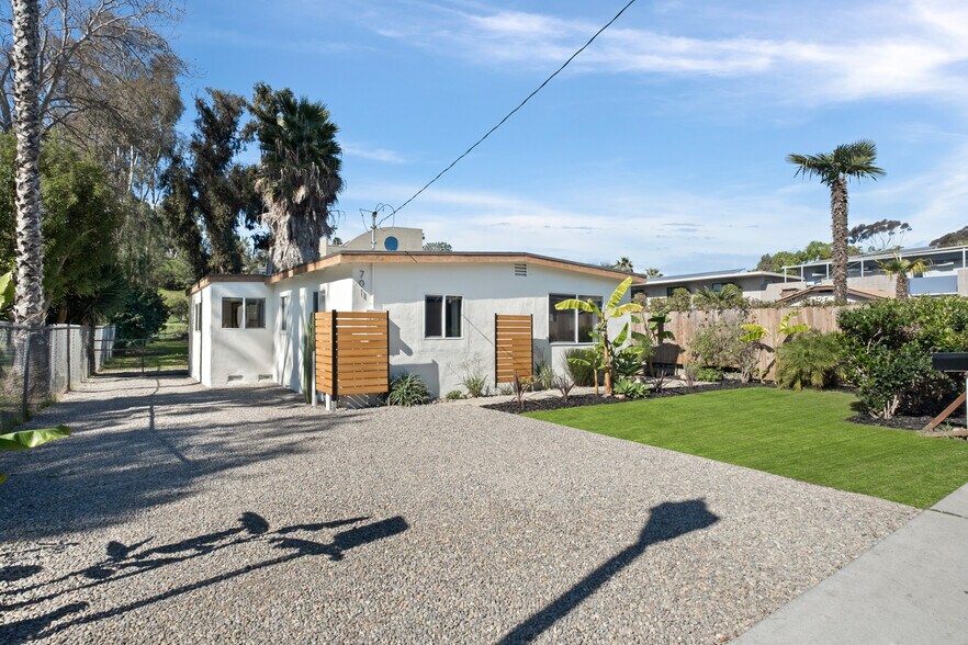 More Photos Of 701 Valley Ave, Solana Beach Office Residential For Sale