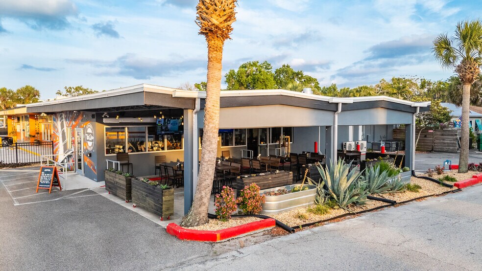 More Photos Of 401 E New Haven Ave, Melbourne Freestanding For Sale