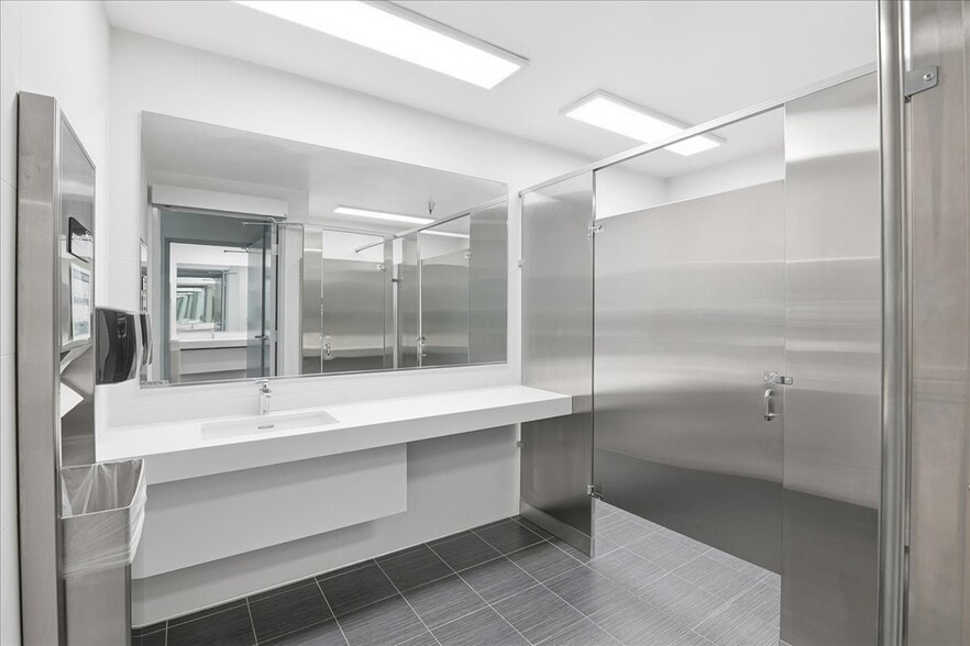 More Photos Of 12 Mauchly, Irvine Office Residential For Sale