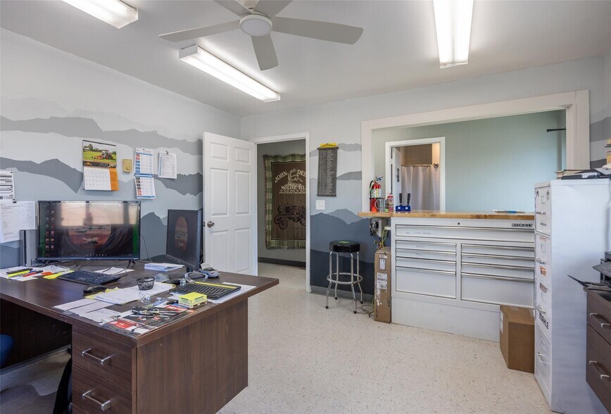 More Photos Of 9170 Futurity Dr, Missoula Industrial For Sale