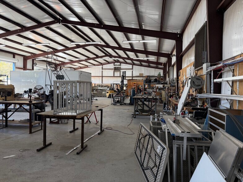 More Photos Of 9755 S. R. Florida 121 S, Macclenny Warehouse For Lease