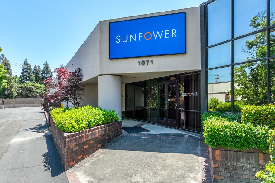 More Photos Of 1071 Serpentine Ln, Pleasanton Research And Development For Lease