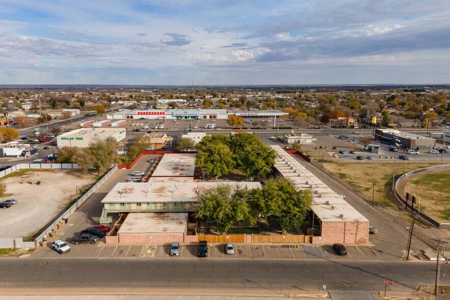 More Photos Of 1800 S Pennsylvania Ave, Roswell Apartments For Sale
