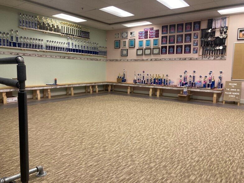 More Photos Of 105 1st St SE, Minot Apartments For Sale