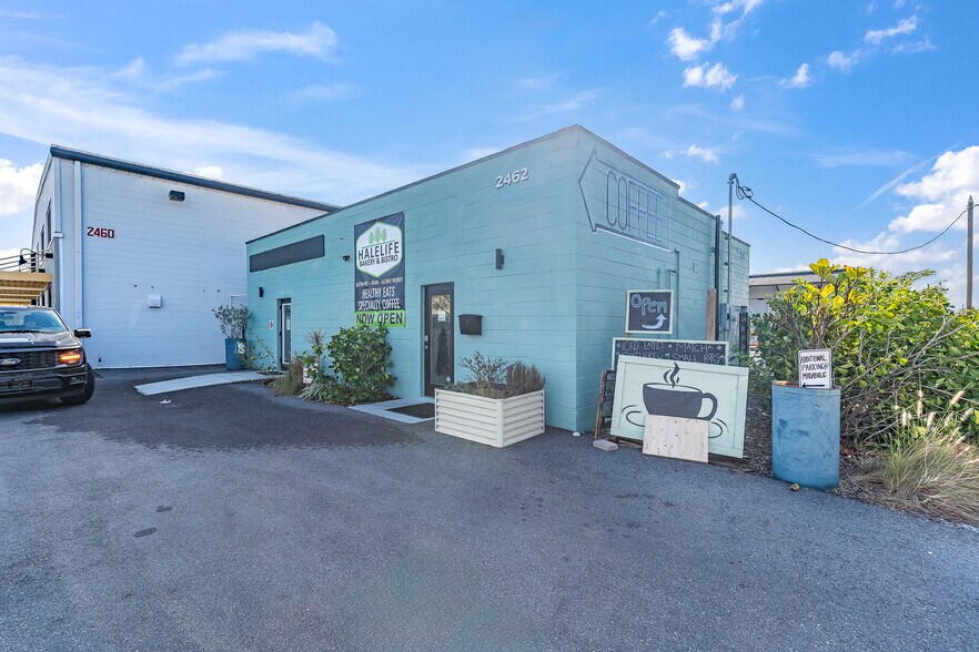 More Photos Of 2400-2462 5th Ave S, Saint Petersburg Warehouse For Sale