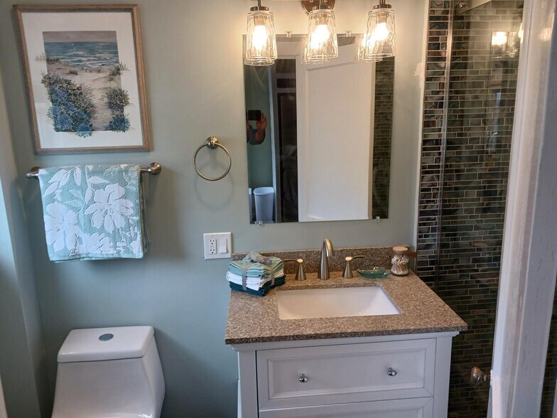 More Photos Of 119 Water St, Stonington Apartments For Sale