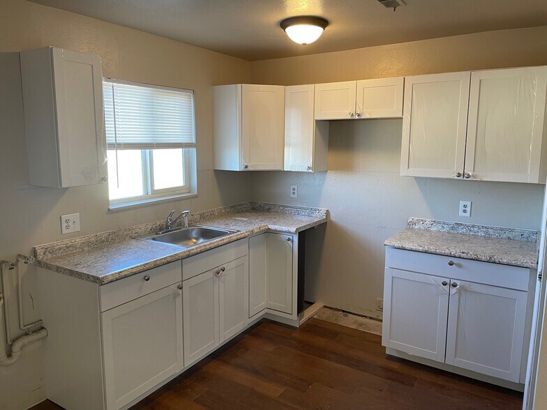 More Photos Of 3501 Baltimore Ave, Pueblo Apartments For Sale