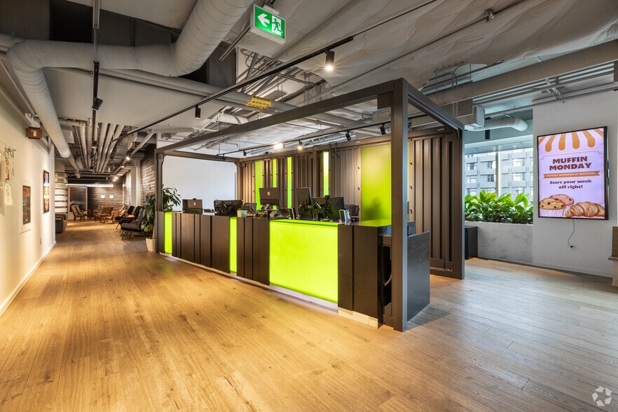 More Photos Of 150 Elgin St, Ottawa Office For Sale