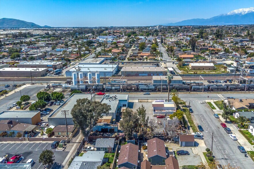 More Photos Of 358 N 6th St, Colton Warehouse For Sale