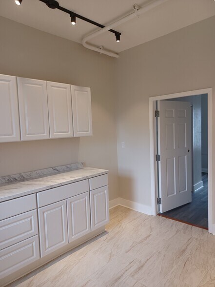 More Photos Of 1830 N Pearl St, Jacksonville Office Residential For Lease