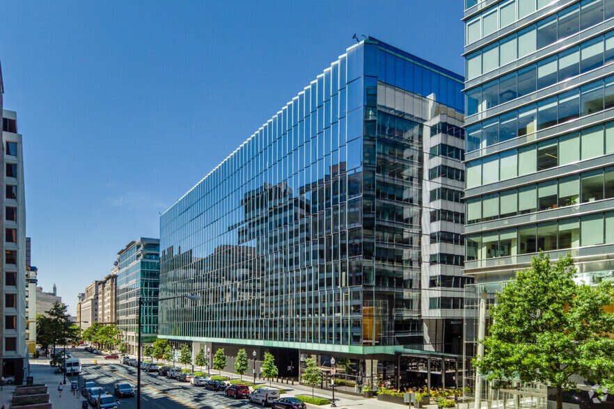 More Photos Of 1100 15th St NW, Washington Office For Lease