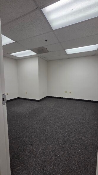 More Photos Of 11820 Miramar Pky, Miramar Medical For Lease