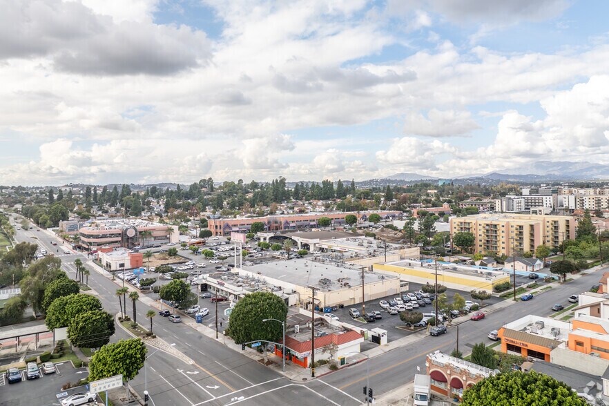 More Photos Of 701 W Garvey Ave, Monterey Park Restaurant For Lease