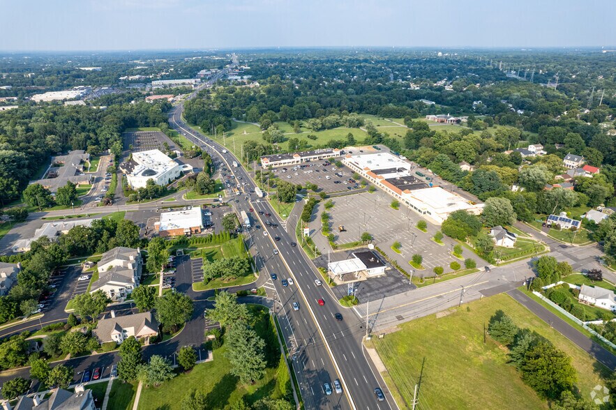 More Photos Of 1210 Route 130 N, Cinnaminson Storefront For Lease