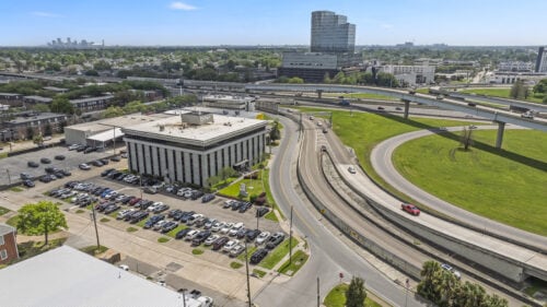 More Photos Of 3131 N I-10 Service Rd E, Metairie Office For Lease