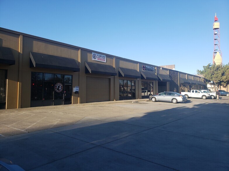 More Photos Of 600 Broadway, Sacramento Flex For Lease