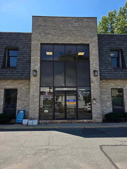 More Photos Of 329 Belleville Ave, Bloomfield Medical For Lease