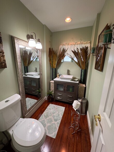 More Photos Of 6521 Main St, New Port Richey Office For Sale