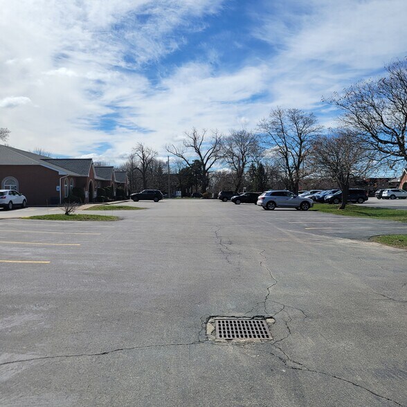 More Photos Of 6490 Main St, Buffalo Medical For Lease