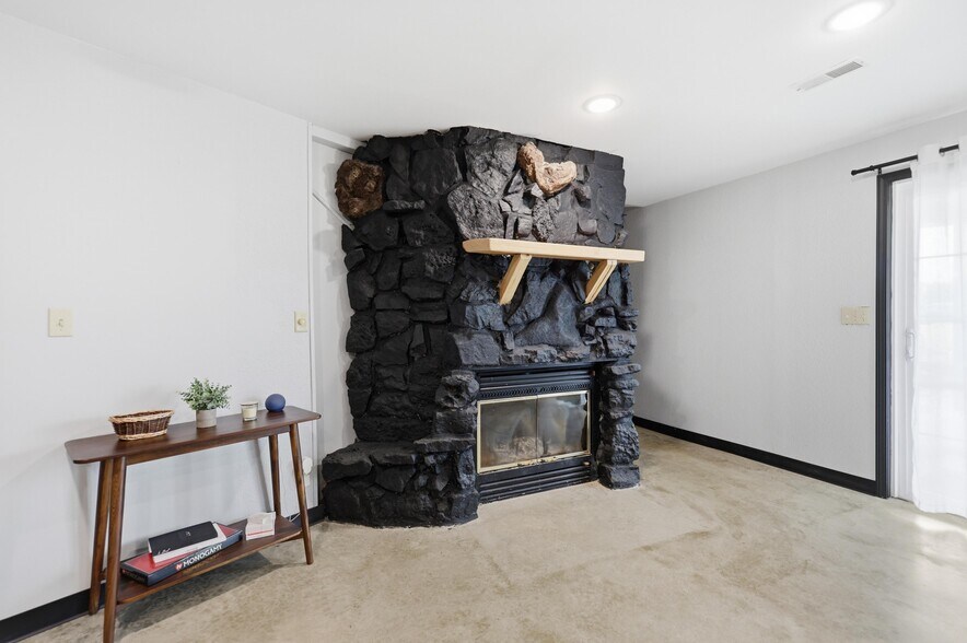 More Photos Of 25695 Mulberry Rd, Webb City Winery Vineyard For Sale