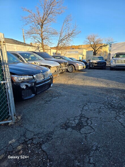 More Photos Of 220 N 19th St, East Orange Specialty For Lease