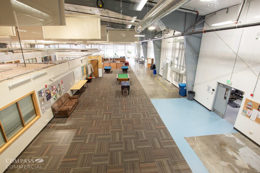 More Photos Of 20730 Brinson Blvd, Bend Industrial For Lease
