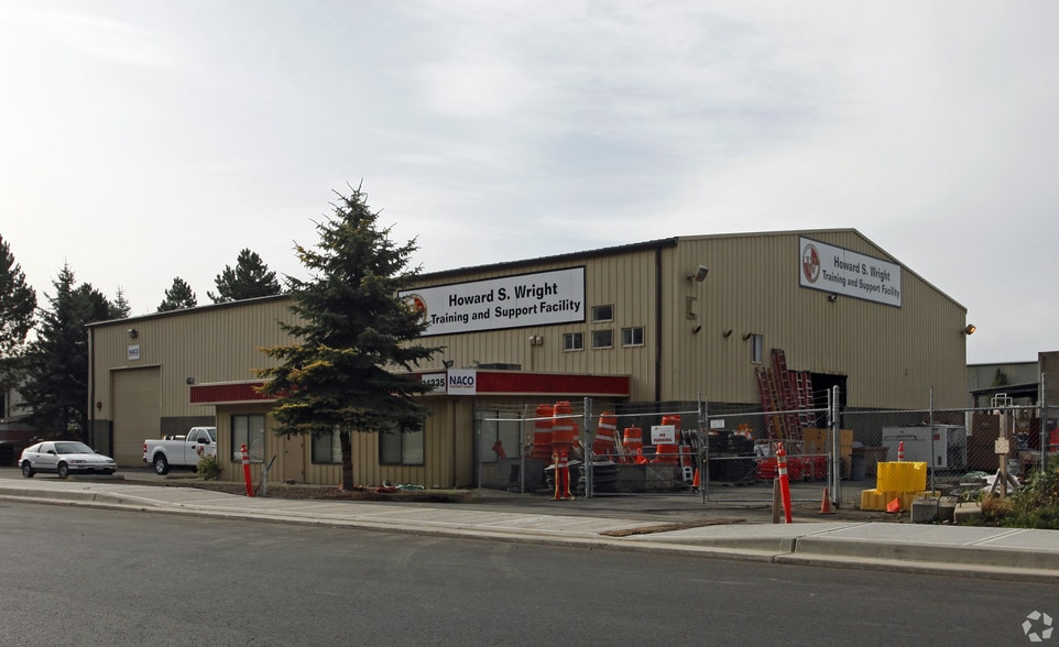 More Photos Of 14235 SE 98th Ct, Clackamas Warehouse For Sale