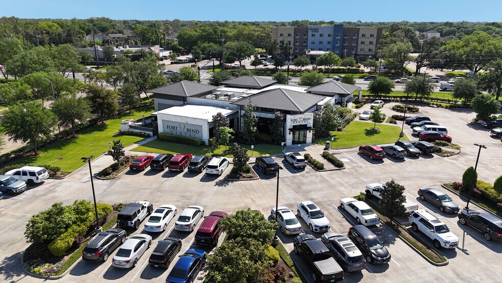 More Photos Of 3717 Township Ln, Missouri City Medical For Sale