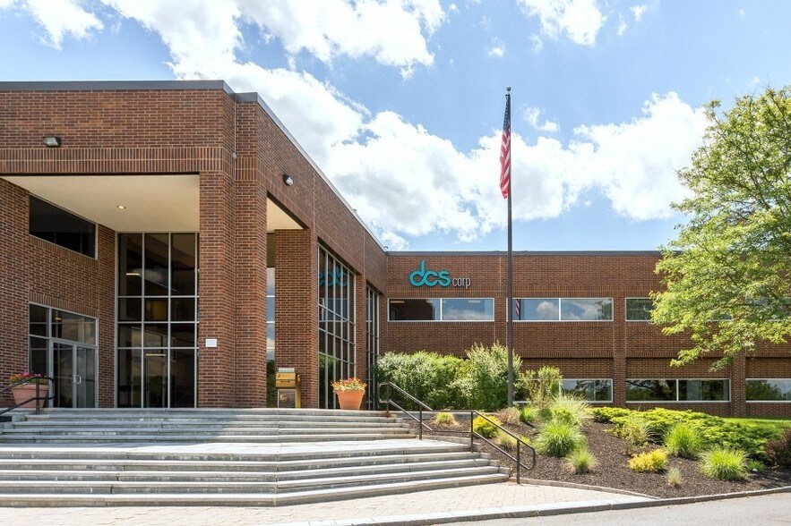 More Photos Of 295 Foster St, Littleton Flex For Lease