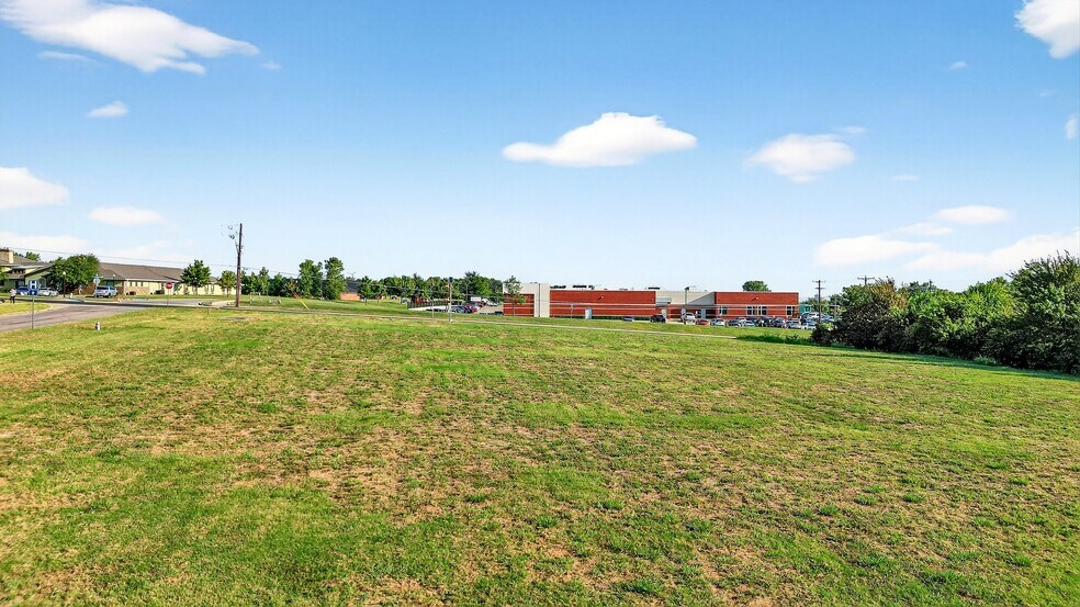 More Photos Of TBD Calais Street, Sherman Land For Sale