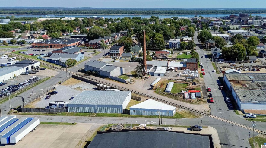 More Photos Of 938 Madison St, Paducah Industrial For Sale