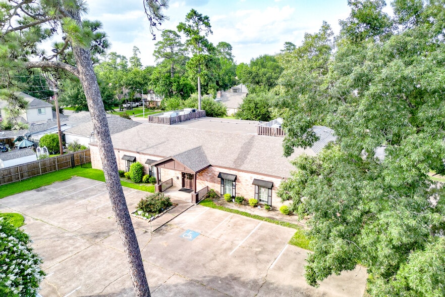 More Photos Of 14741 Pebble Bend Dr, Houston Loft Creative Space For Lease