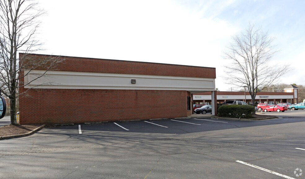 More Photos Of 4501 Williamsburg Rd, Richmond General Retail For Lease