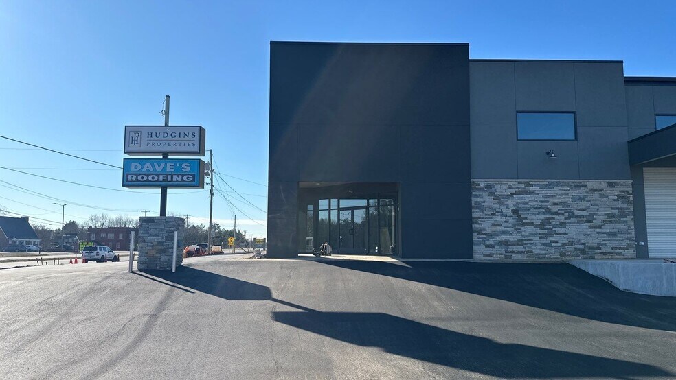 More Photos Of 9108 Warren H Abernathy Hwy, Spartanburg Light Manufacturing For Lease