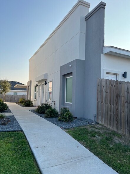 More Photos Of , McAllen Multifamily For Sale