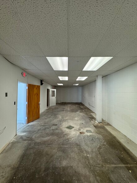 More Photos Of 45-69 Veterans Memorial Dr, North Adams General Retail For Lease