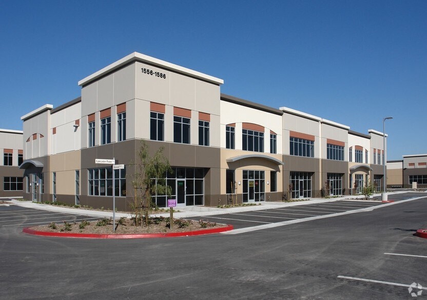 More Photos Of 1568 Lancaster Point Way, San Diego Flex For Sale